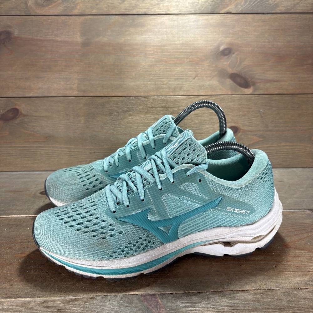 Mizuno Wave Inspire 17 Womens size 7.5 shoes green Mesh Lace Up running sneakers